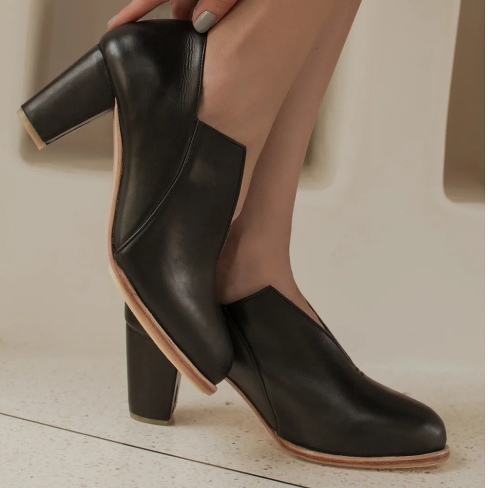 Elf | Black Ange Leather Heel Booties Size 8.5